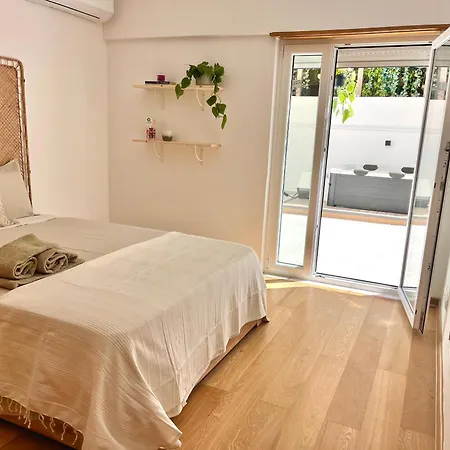 Miguel Surf House * Кошта-да-Капарика