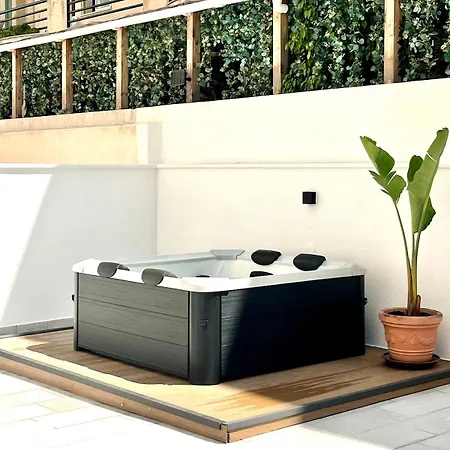 Miguel Surf House Costa da Caparica