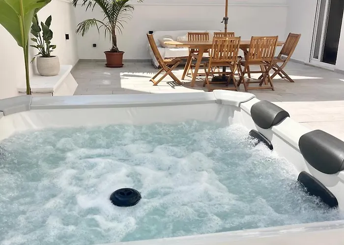 Miguel Surf House Costa da Caparica